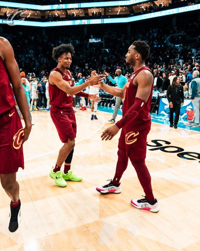 开云体育入口-末节20罚 全场51罚！骑士惊险逆转黄蜂延续13连胜